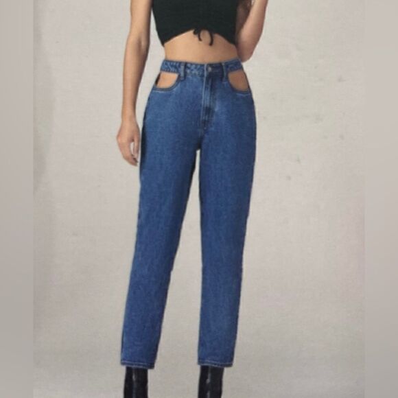 Simple Society Denim - Simple Society Hip cut out high rise jeans, Size 1,                   RN# 155481